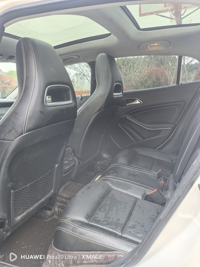 泰州19年奔驰GLA8