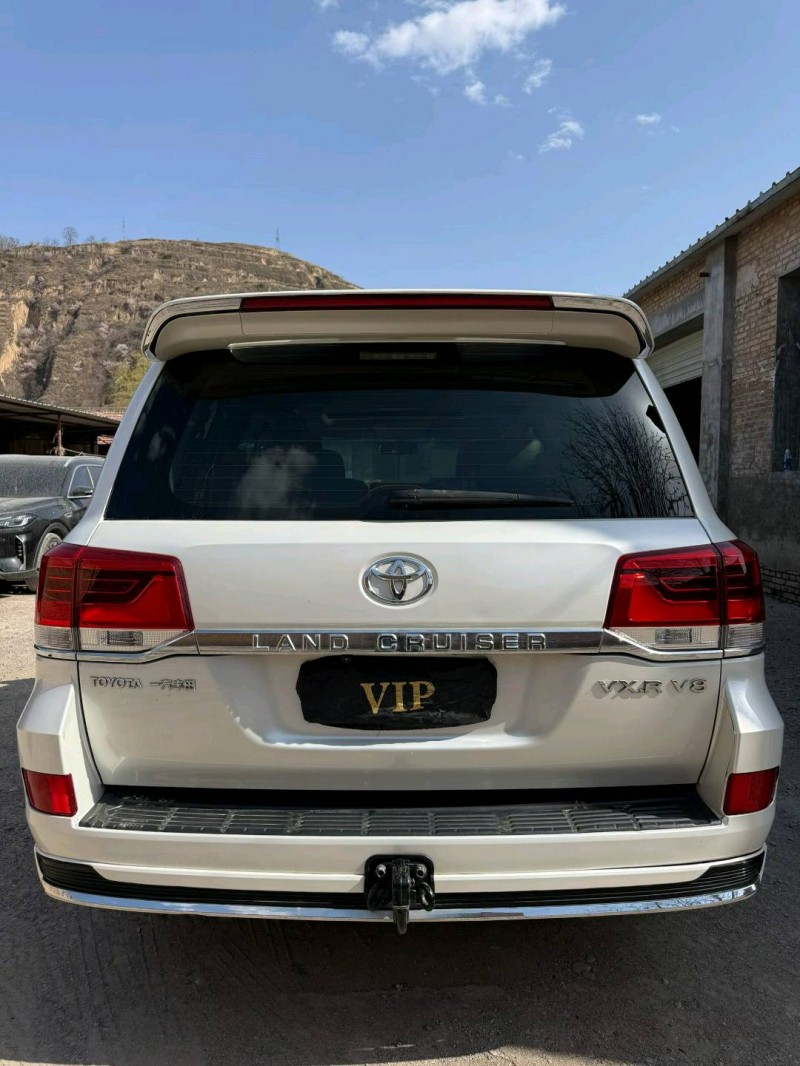 庆阳14年丰田兰德酷路泽7