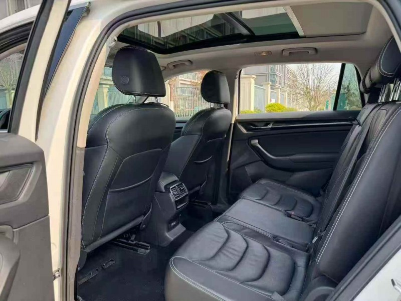 淮安19年斯柯达柯迪亚克4