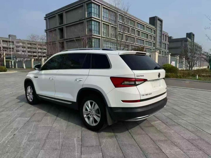 淮安19年斯柯达柯迪亚克7