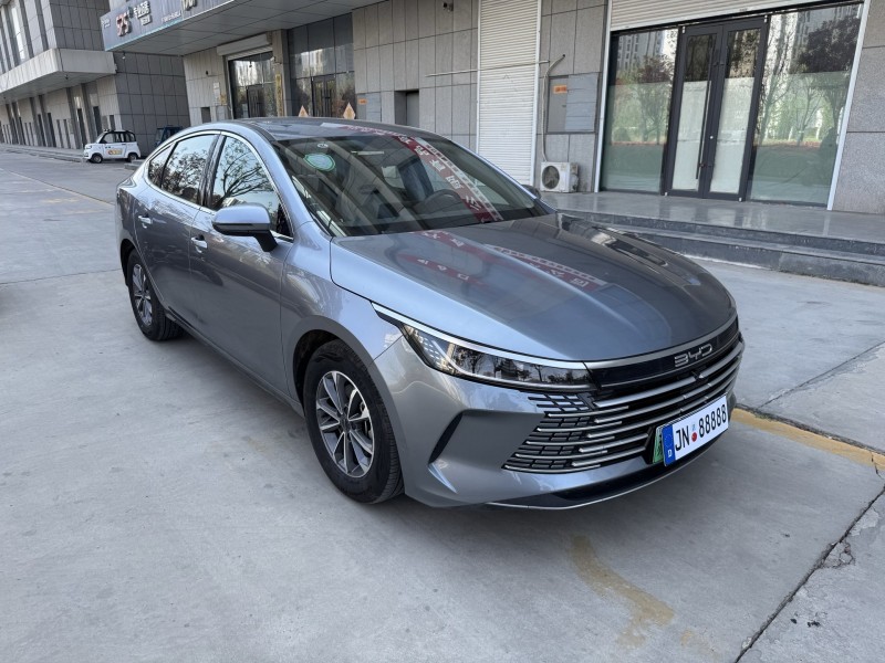 济宁25年比亚迪驱逐舰2