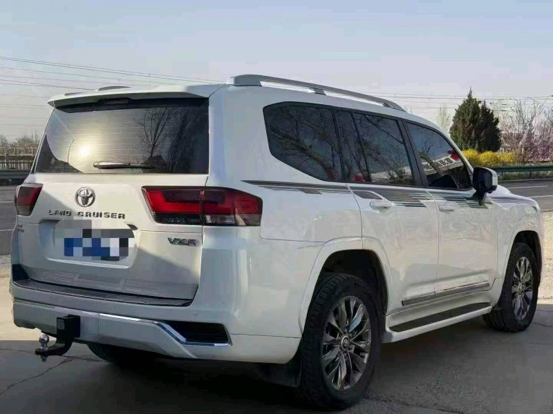 沧州24年丰田兰德酷路泽4