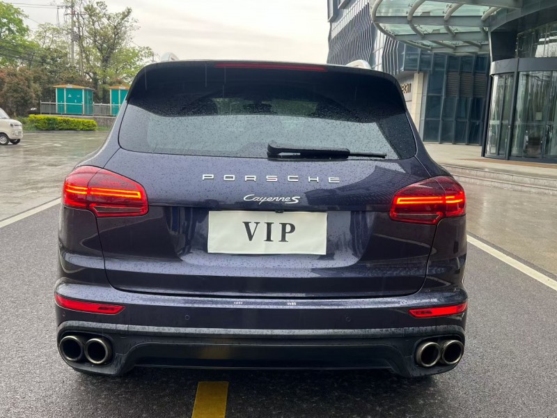 徐州17年保时捷卡宴7