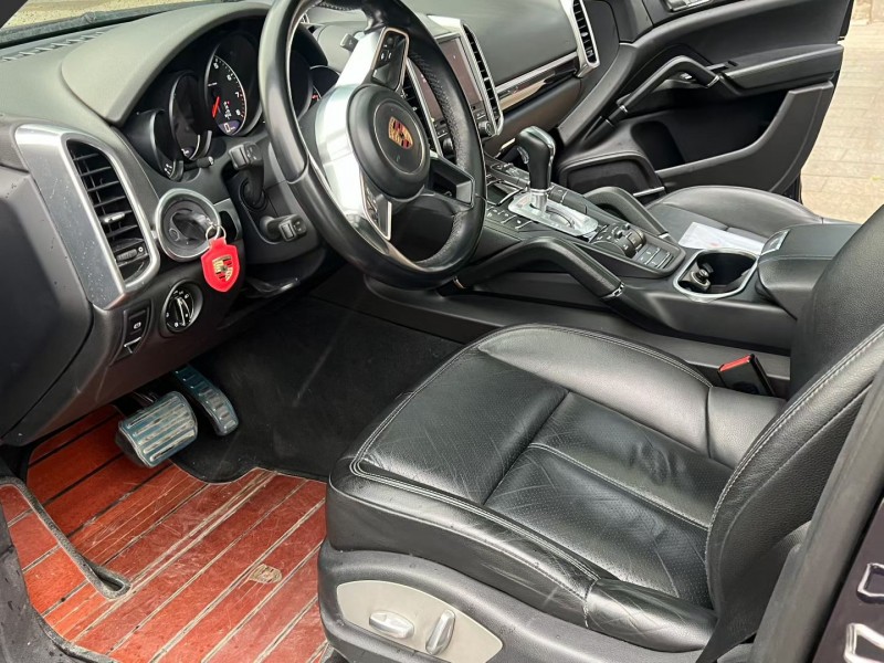 徐州17年保时捷卡宴8