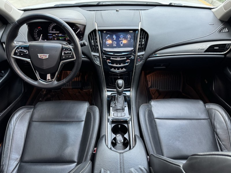 济宁17年凯迪拉克ATS8