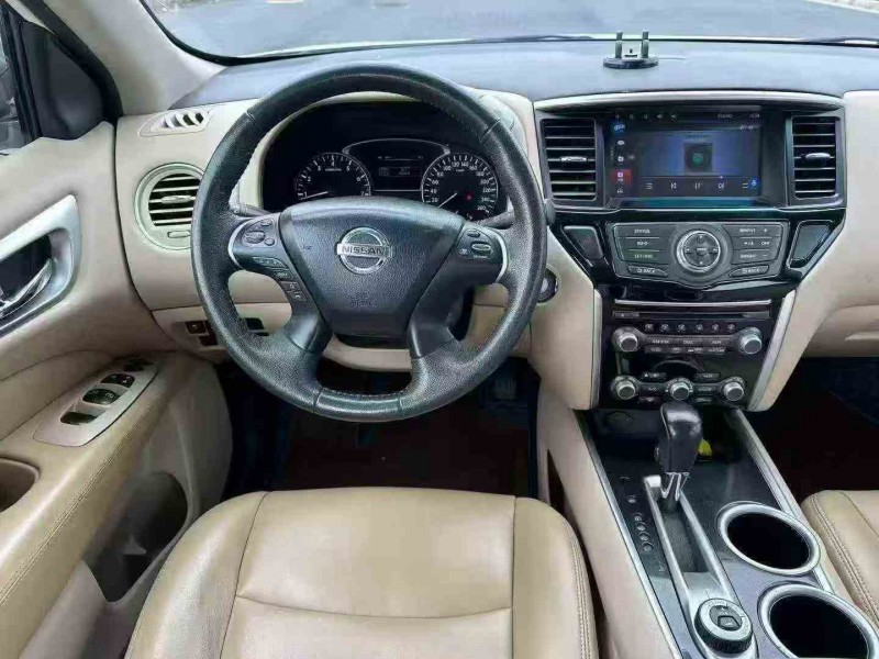 江门19年日产探路者4