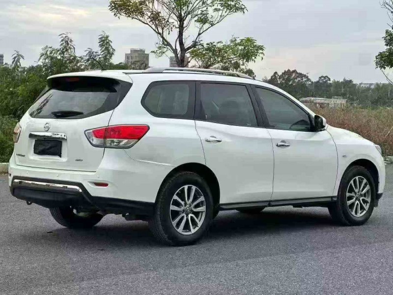 江门19年日产探路者6