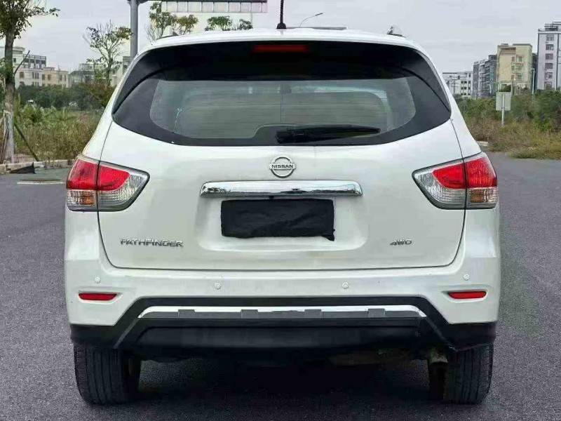 江门19年日产探路者7