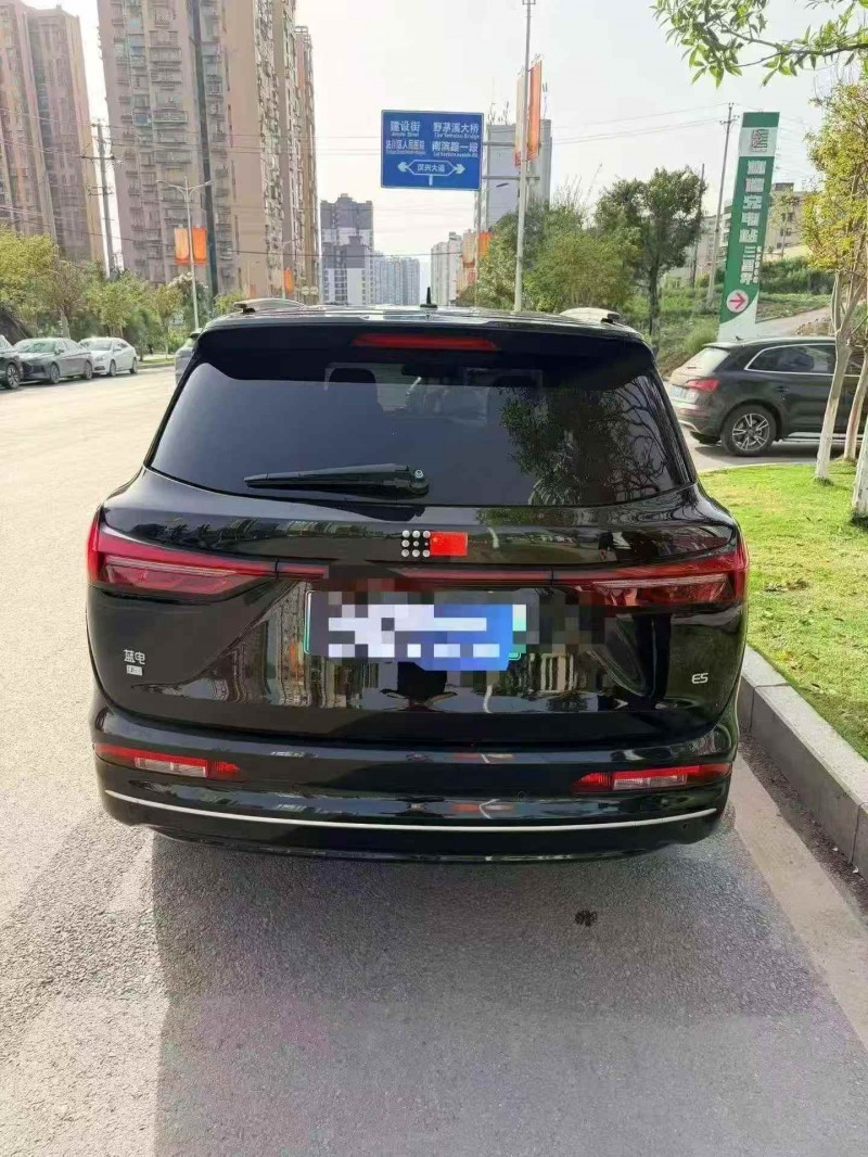 德阳24年东风蓝电E57