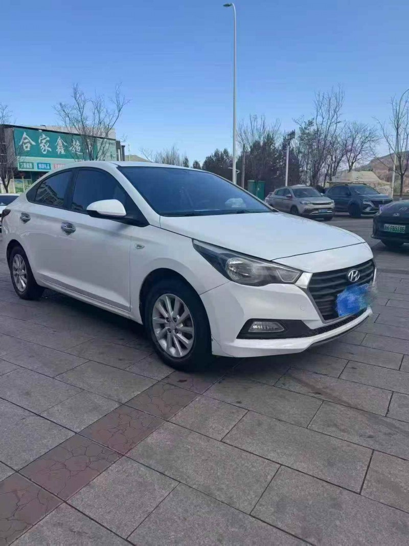 邢台19年现代悦纳3