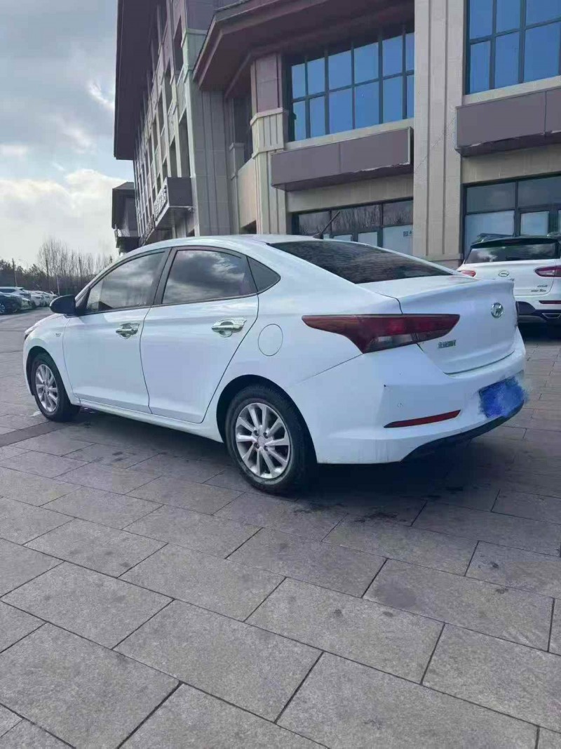 邢台19年现代悦纳8