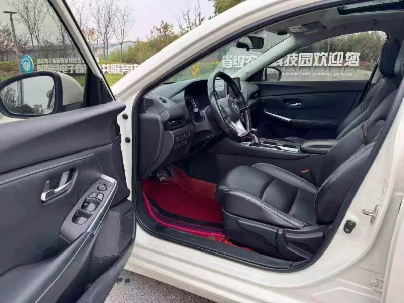 苏州20年日产轩逸5