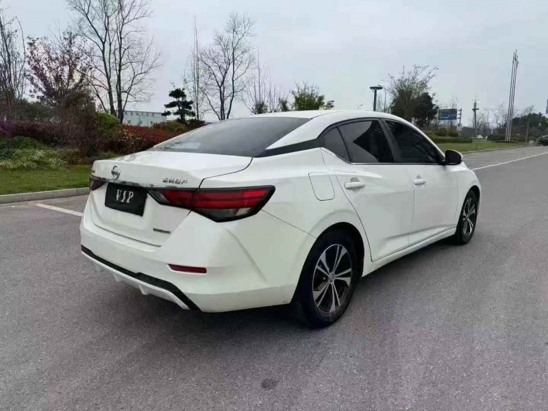 苏州20年日产轩逸8