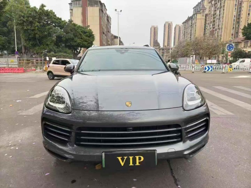 贵港21年保时捷卡宴1