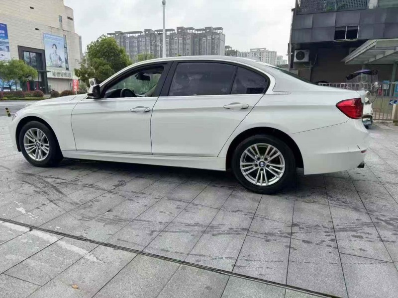 长沙13年宝马3系8