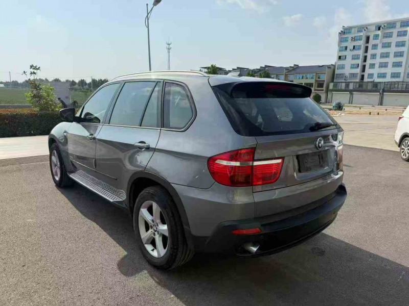 徐州10年宝马X57