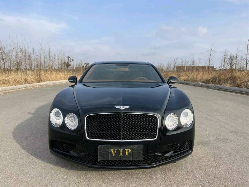 盐城17年宾利飞驰1