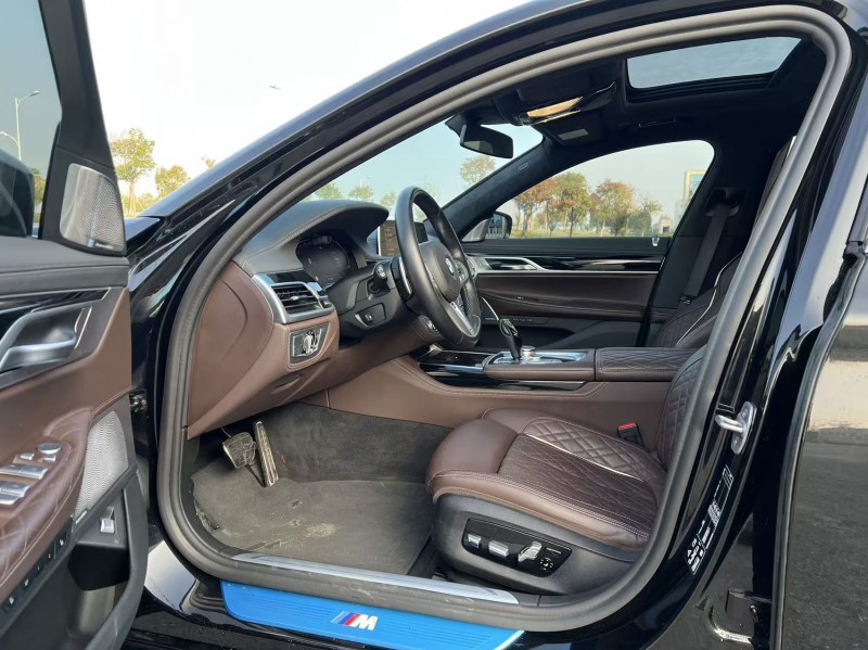 盐城23年宝马7系5