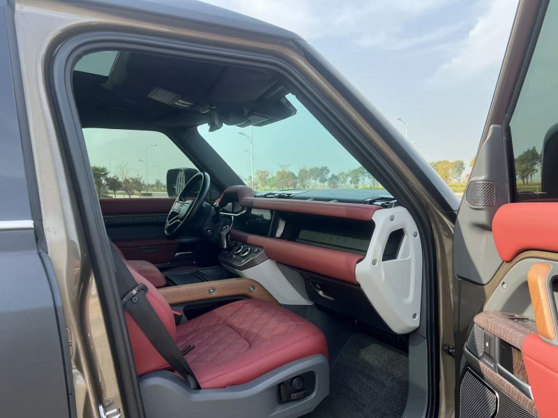 盐城20年路虎卫士7