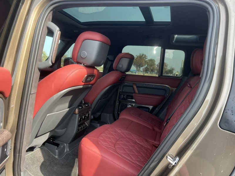 盐城20年路虎卫士9