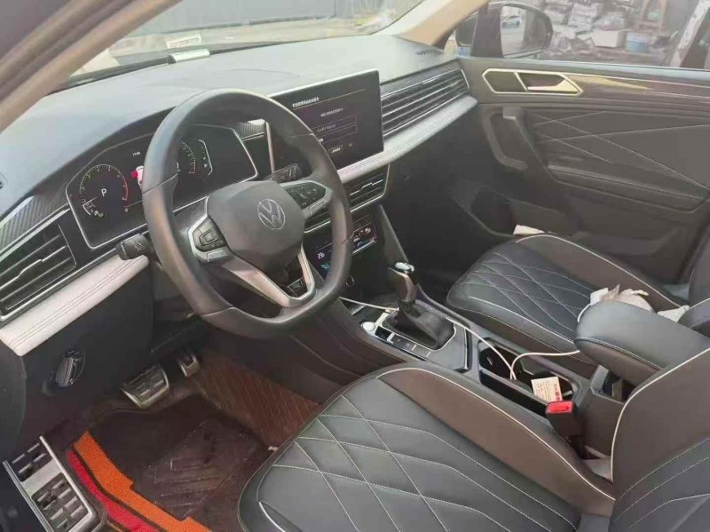 张家口24年大众途观5