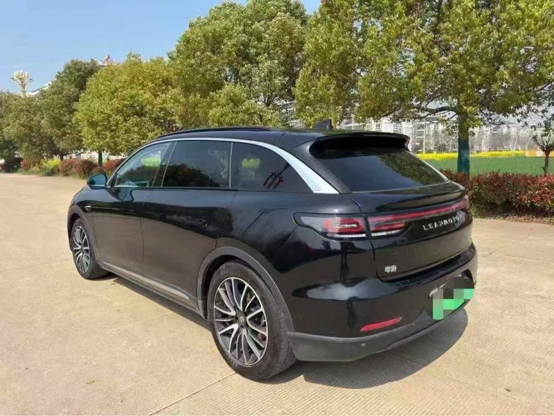 常州18年零跑汽车C118