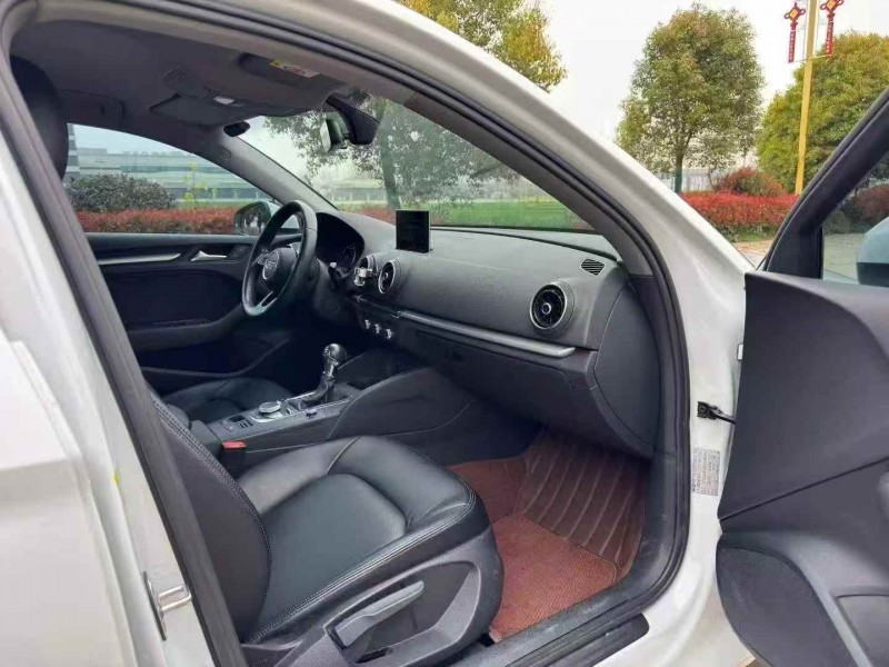 苏州19年奥迪A35