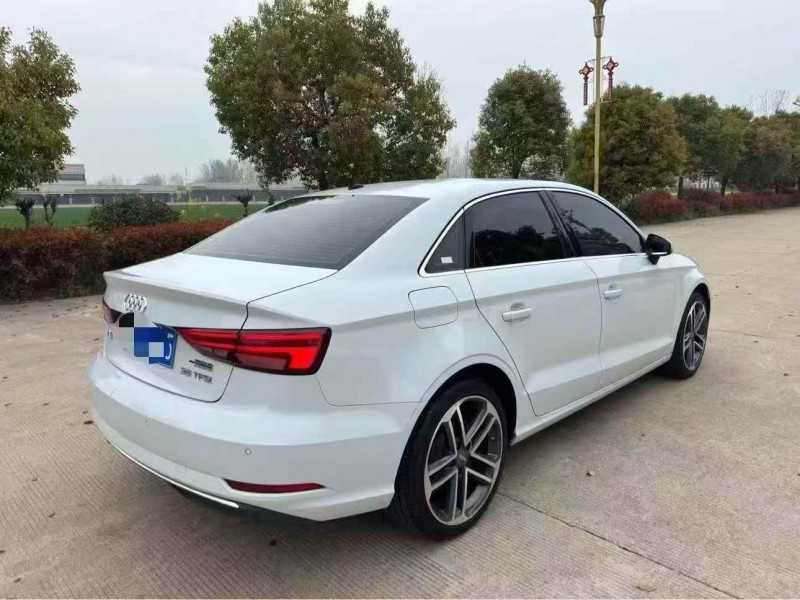苏州19年奥迪A38