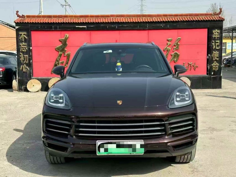 淄博21年保时捷卡宴1