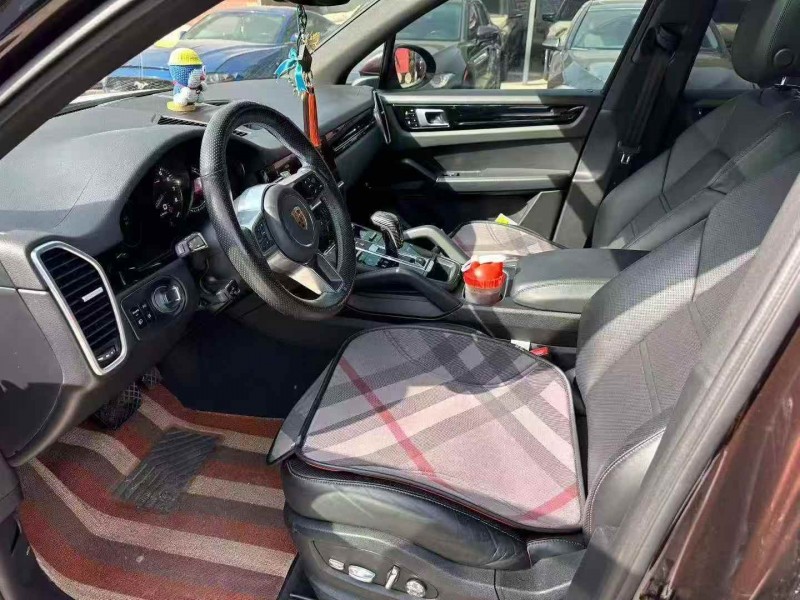 淄博21年保时捷卡宴6