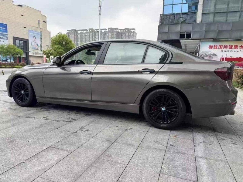赣州15年宝马3系8