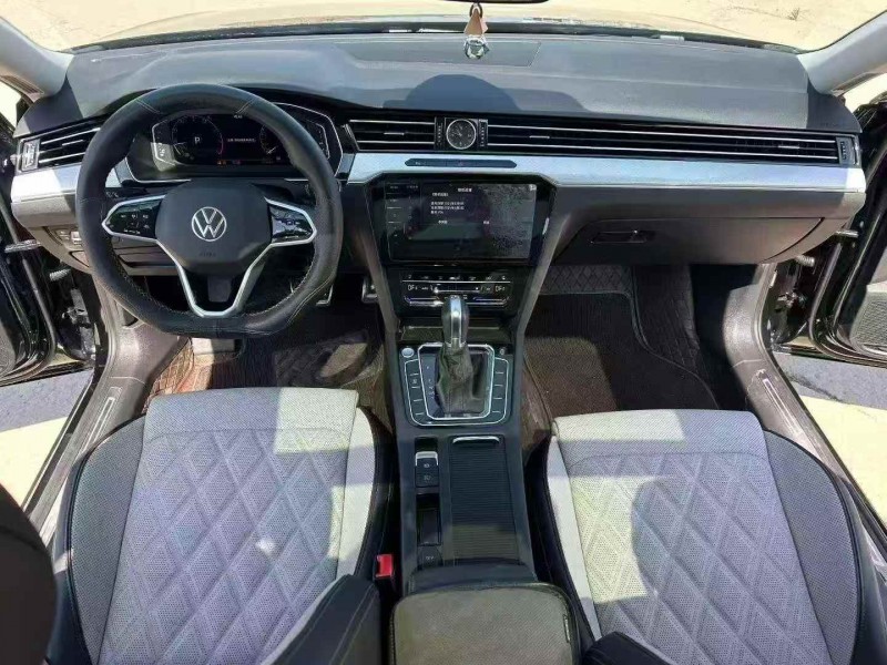 邯郸24年大众迈腾4