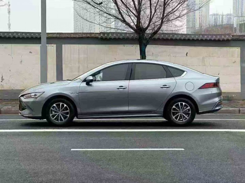 开封25年比亚迪秦7