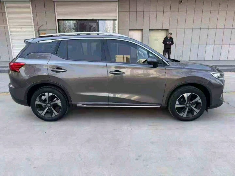 济宁21年传祺GS47