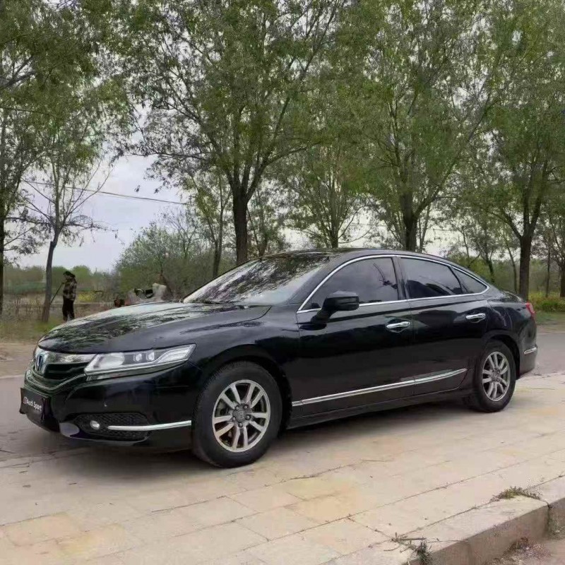 济宁15年本田思铂睿2