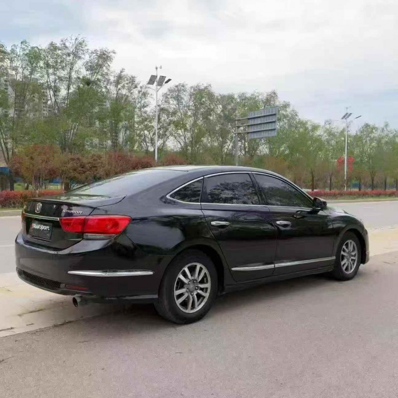 济宁15年本田思铂睿9