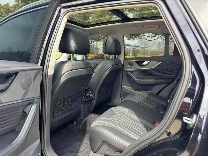 无锡23年红旗HS57