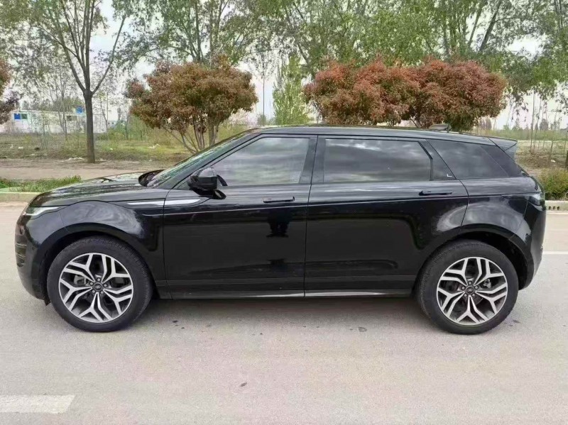 枣庄23年路虎极光9