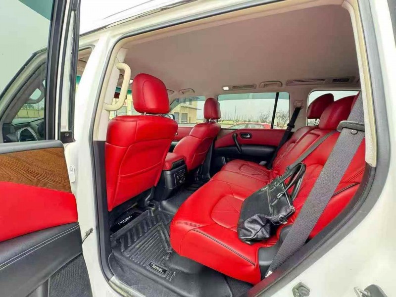 常德19年日产途乐6