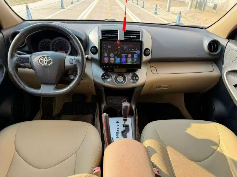 菏泽13年丰田RAV46