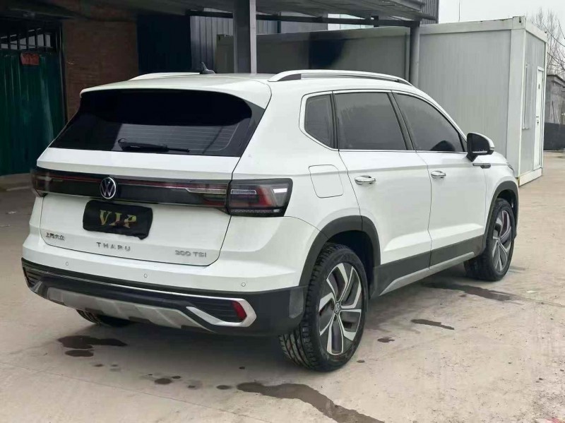 济宁25年大众途岳8