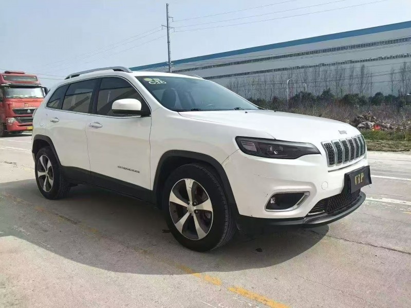 菏泽21年Jeep自由光3