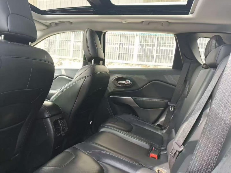 菏泽21年Jeep自由光5