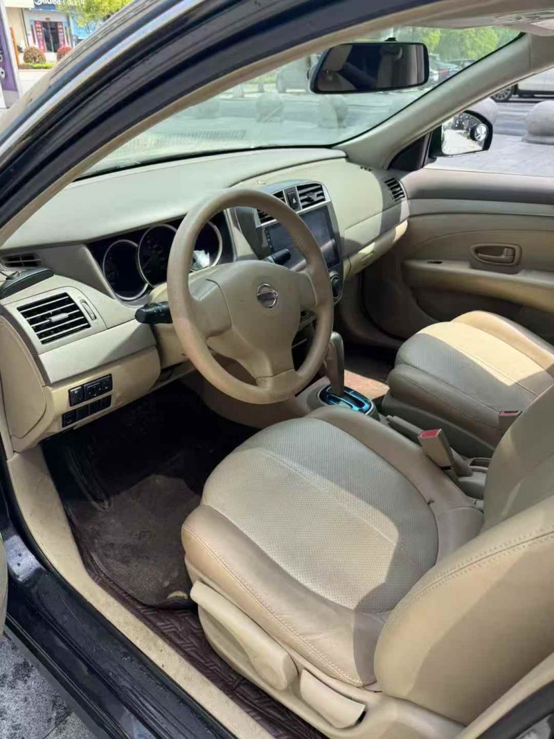 吉安17年日产轩逸9