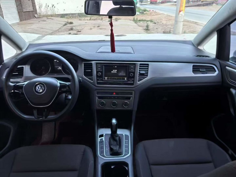 邯郸17年大众高尔夫·嘉旅8