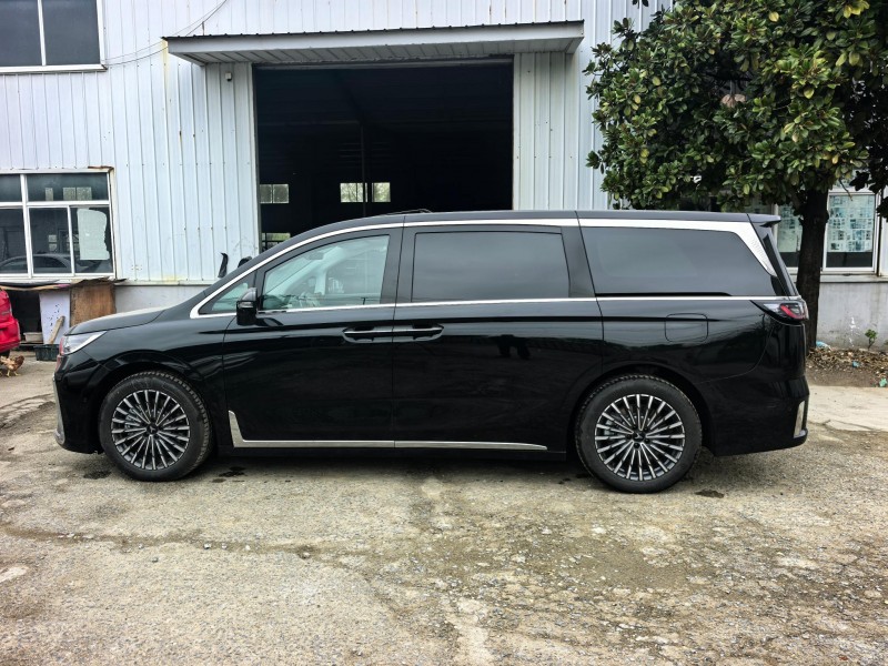 苏州26年岚图汽车梦想家8