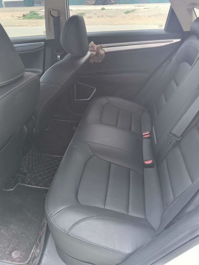 邯郸19年吉利帝豪8