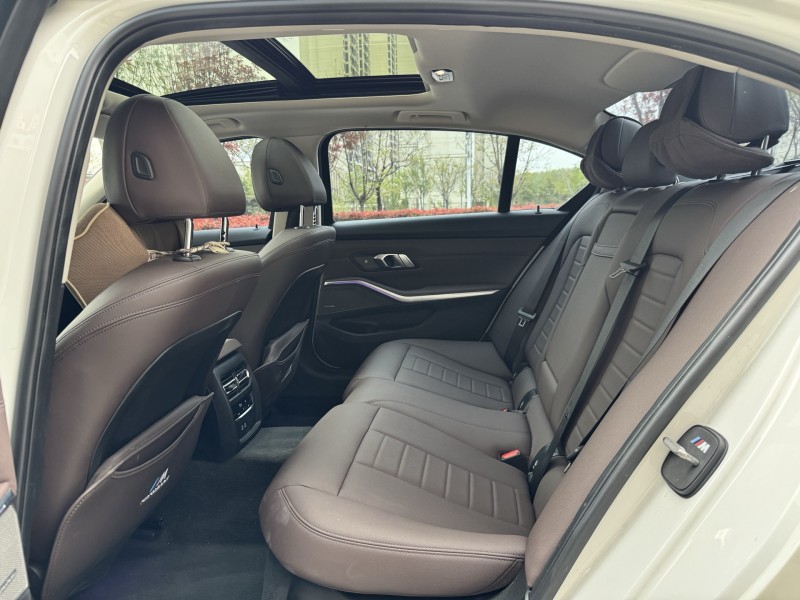 济宁20年宝马3系7