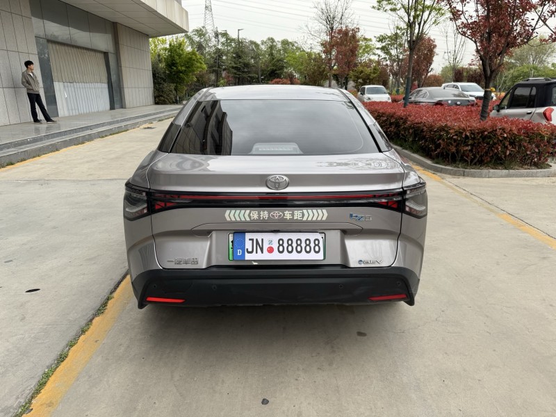 济宁25年丰田BZ3Pro9