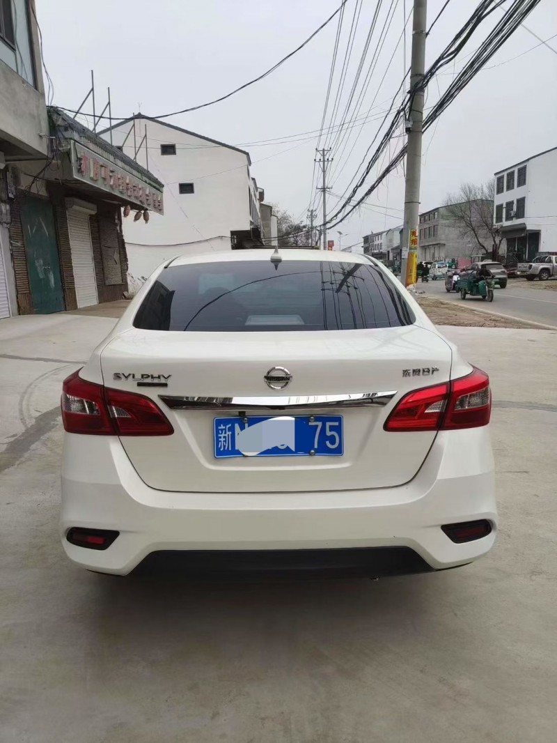 邯郸23年日产轩逸4